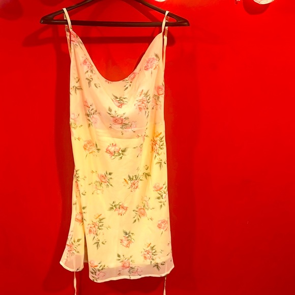 Princess Polly WATSON MINI DRESS YELLOW - Picture 4 of 9